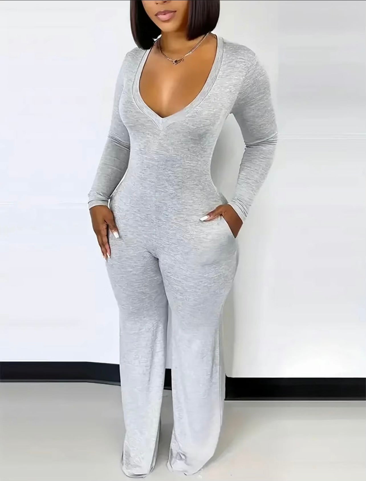 Long sleeved V-neck Jumper