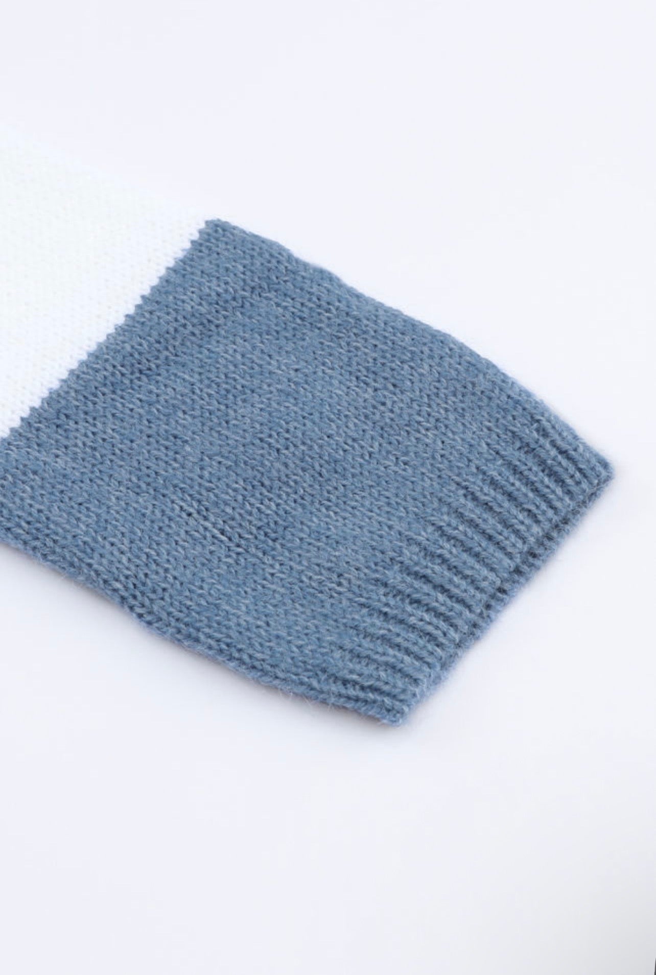 Hues Pocket Colorblock Cardigan